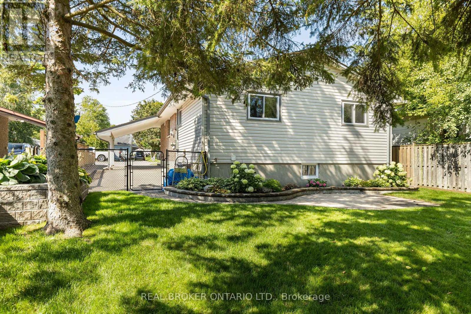 26 Carlton Street, Orillia, Ontario  L3V 6S7 - Photo 36 - S13686210