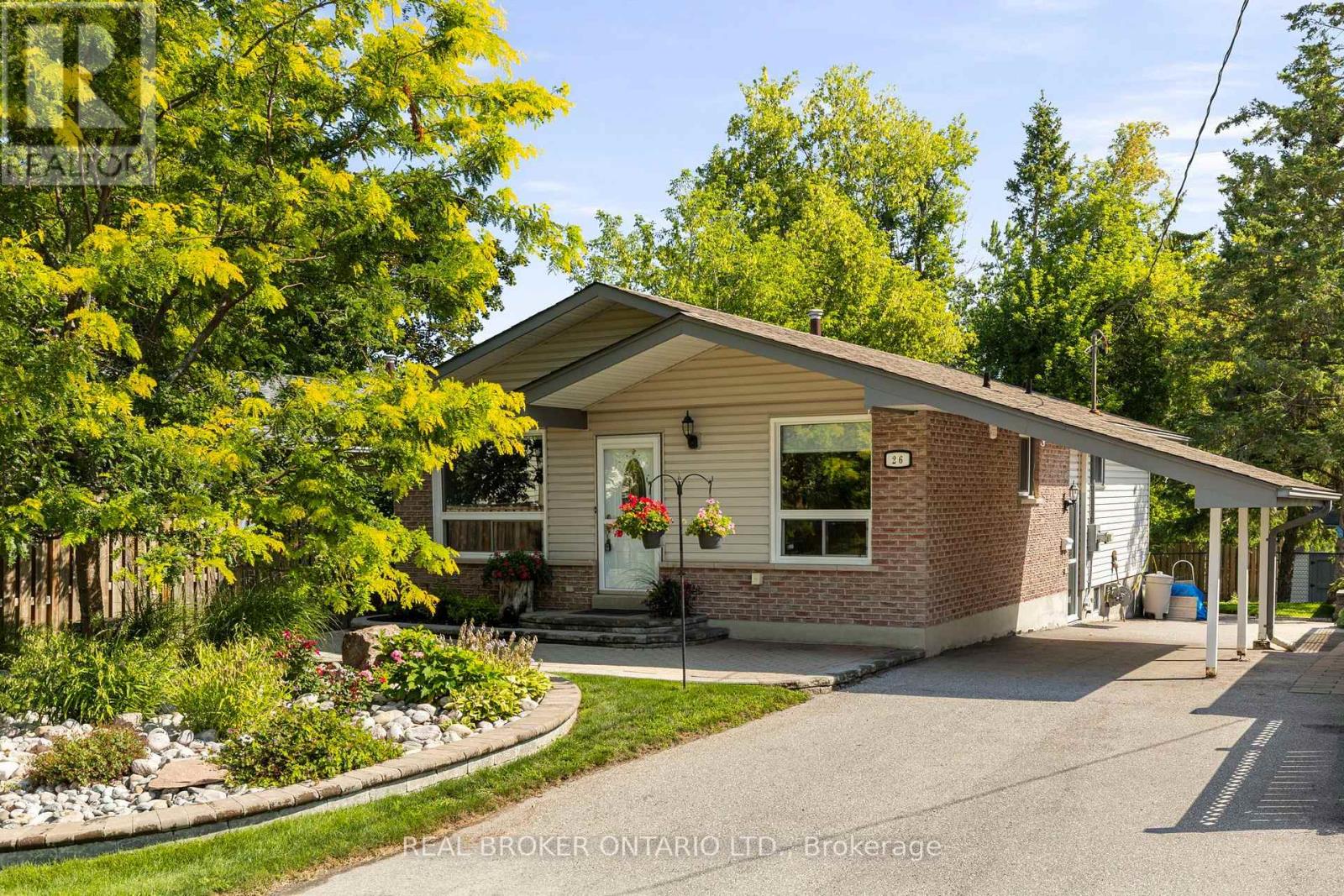 26 Carlton Street, Orillia, Ontario  L3V 6S7 - Photo 5 - S13686210