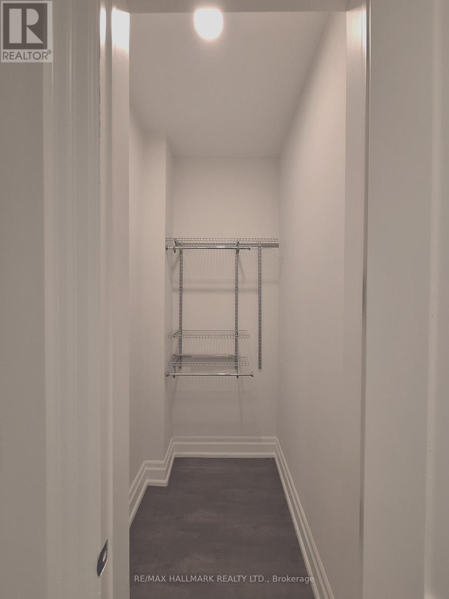 Lower - 38 Harrison Avenue, Mississauga, Ontario  L5H 2N9 - Photo 16 - W13686110