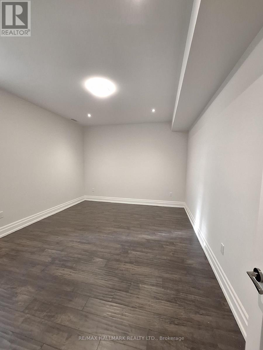 Lower - 38 Harrison Avenue, Mississauga, Ontario  L5H 2N9 - Photo 21 - W13686110
