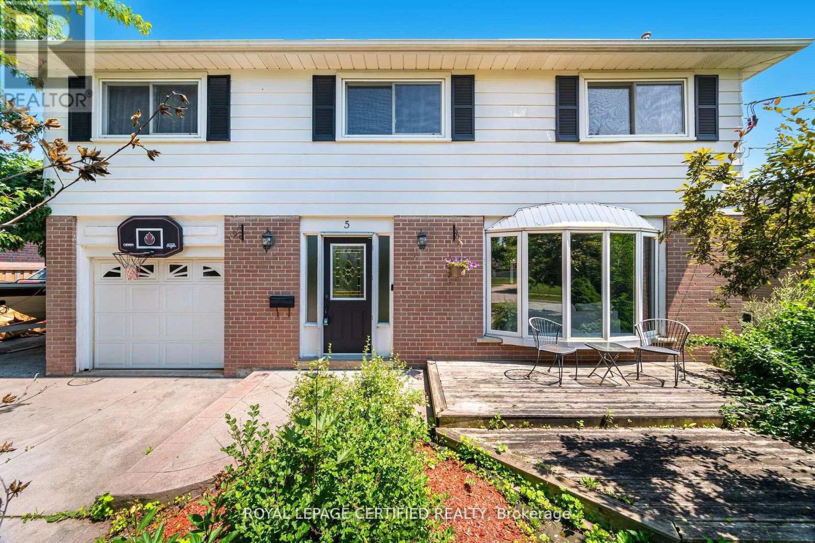 5 STOCKMAN CRESCENT, Halton Hills, Ontario