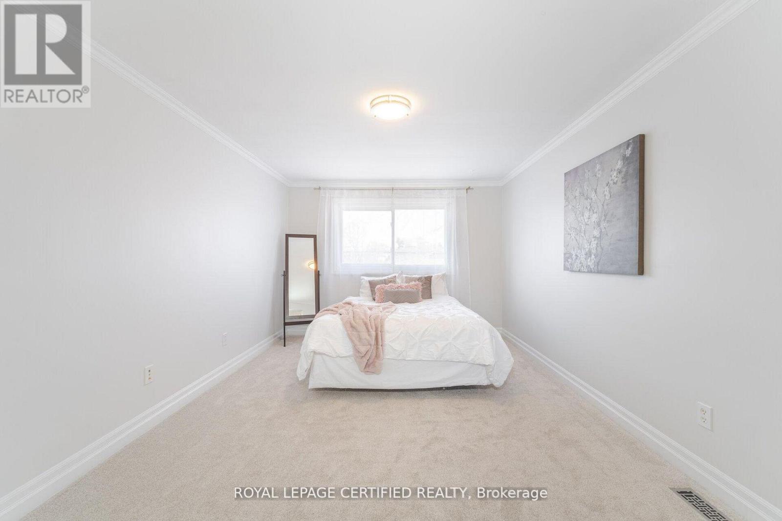 5 Stockman Crescent, Halton Hills, Ontario  L7G 1J5 - Photo 29 - W13686114