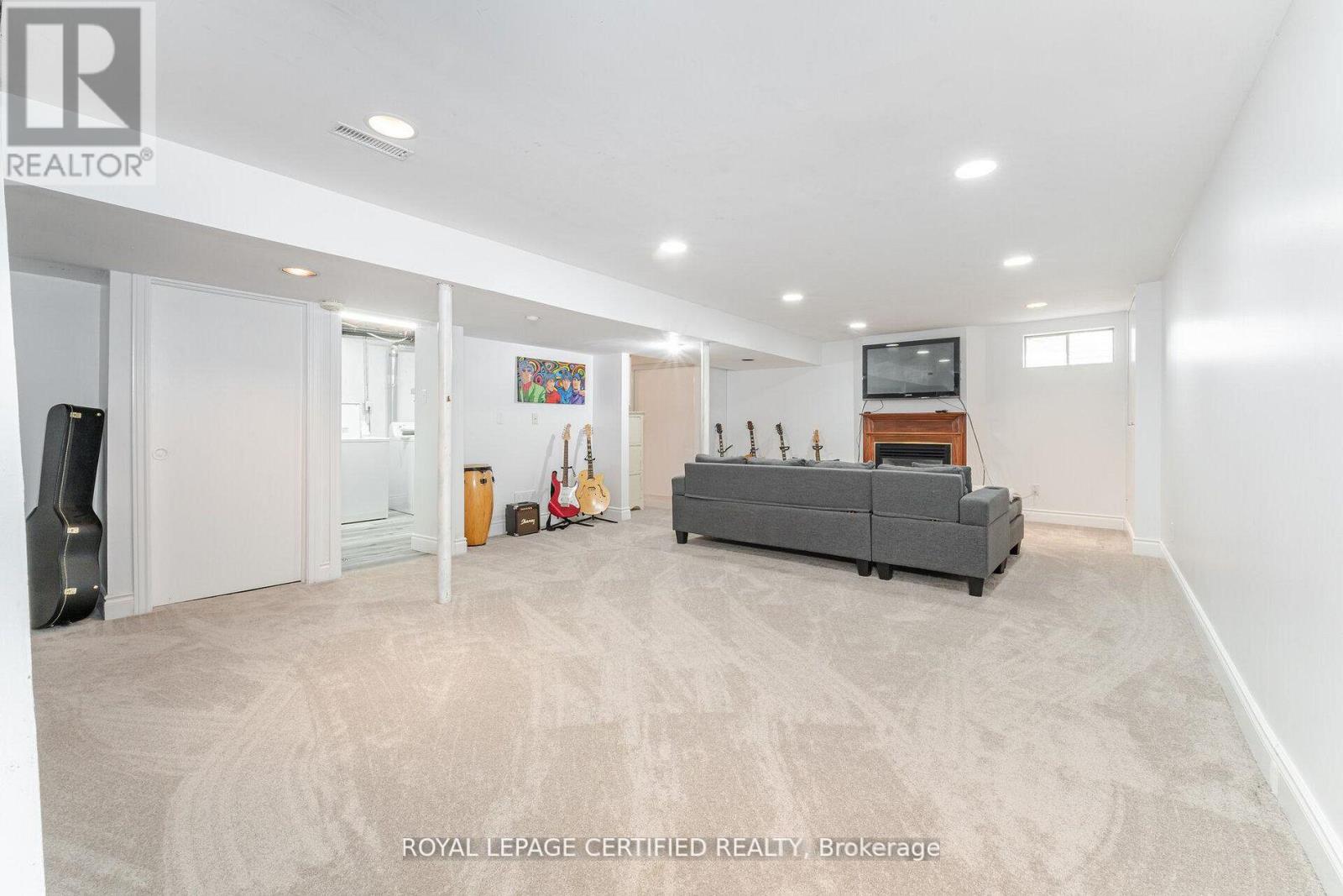 5 Stockman Crescent, Halton Hills, Ontario  L7G 1J5 - Photo 36 - W13686114