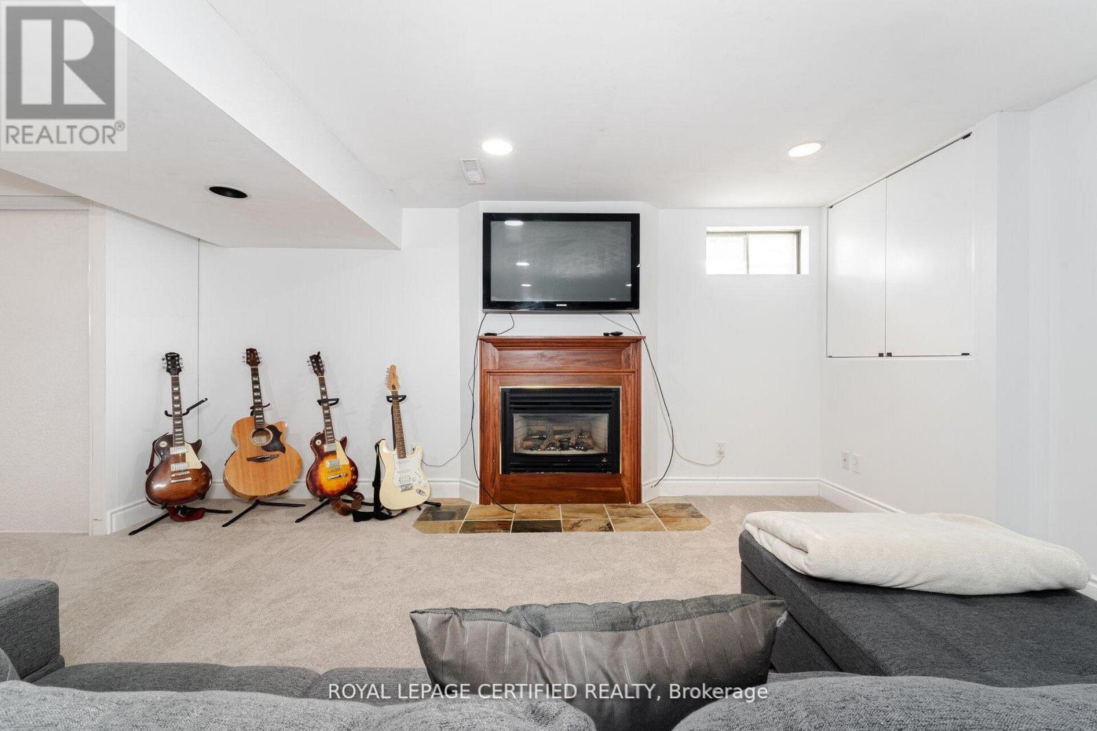 5 Stockman Crescent, Halton Hills, Ontario  L7G 1J5 - Photo 39 - W13686114