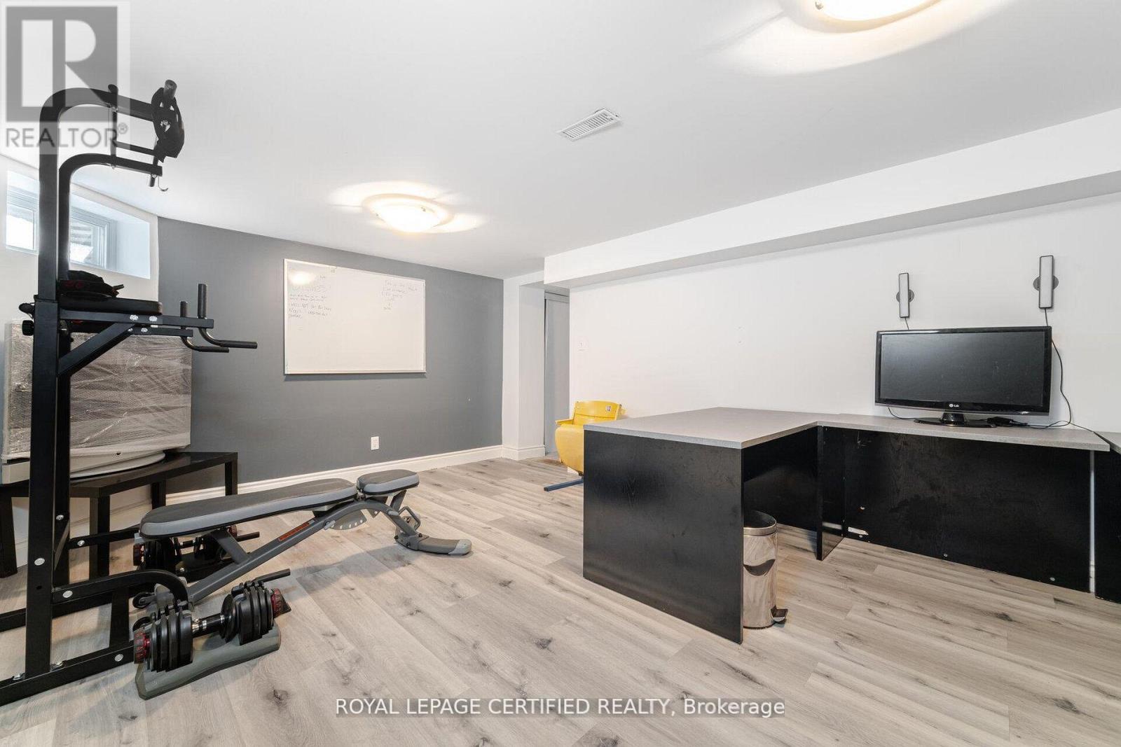 5 Stockman Crescent, Halton Hills, Ontario  L7G 1J5 - Photo 42 - W13686114