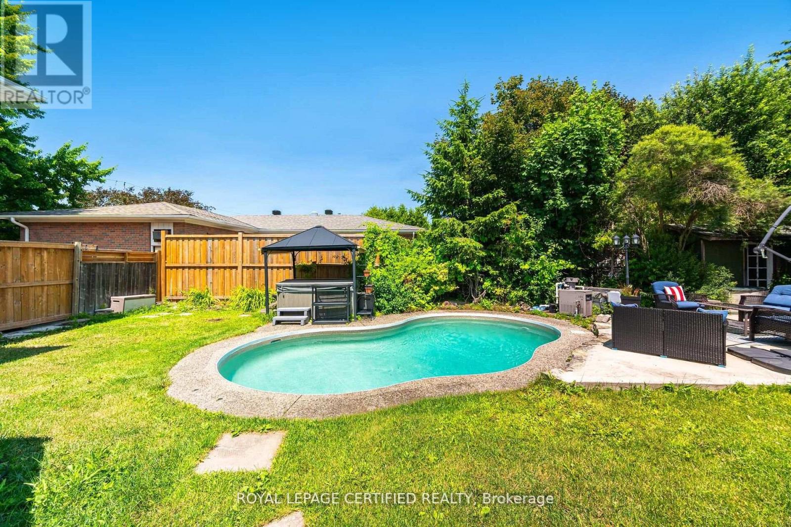 5 Stockman Crescent, Halton Hills, Ontario  L7G 1J5 - Photo 45 - W13686114