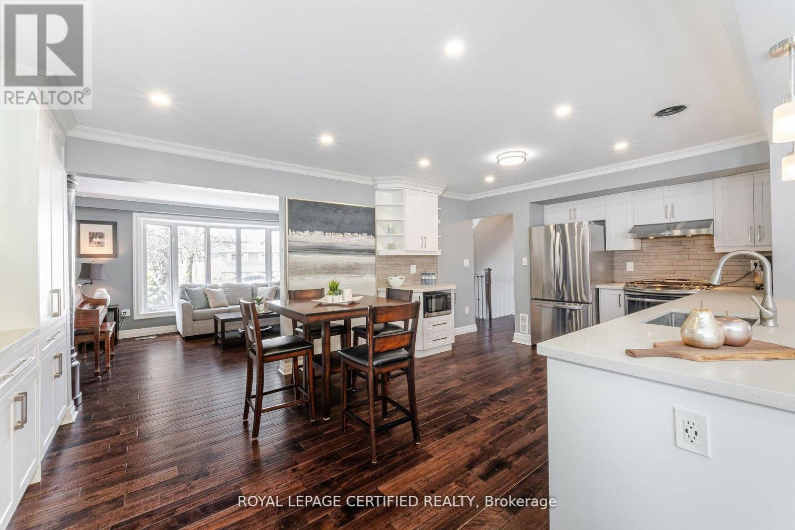 5 Stockman Crescent, Halton Hills, Ontario  L7G 1J5 - Photo 6 - W13686114