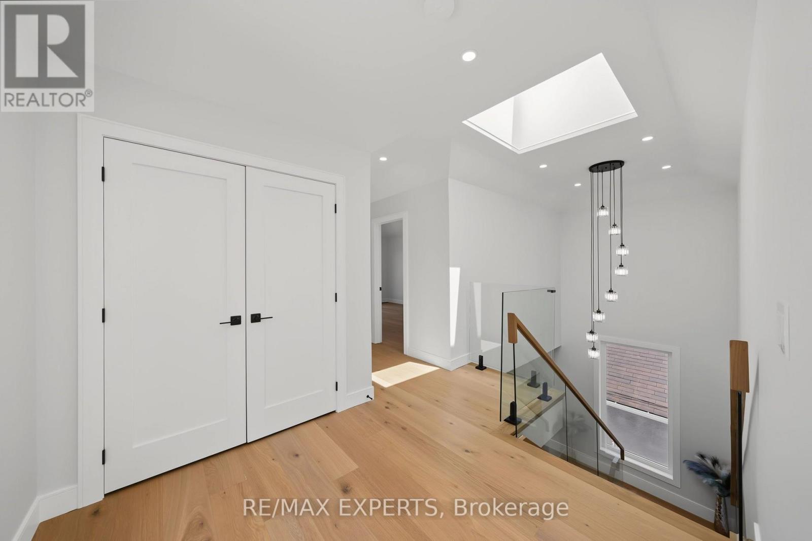 Main - 1062 Alexandra Avenue, Mississauga, Ontario  L5E 1Z8 - Photo 19 - W13686160