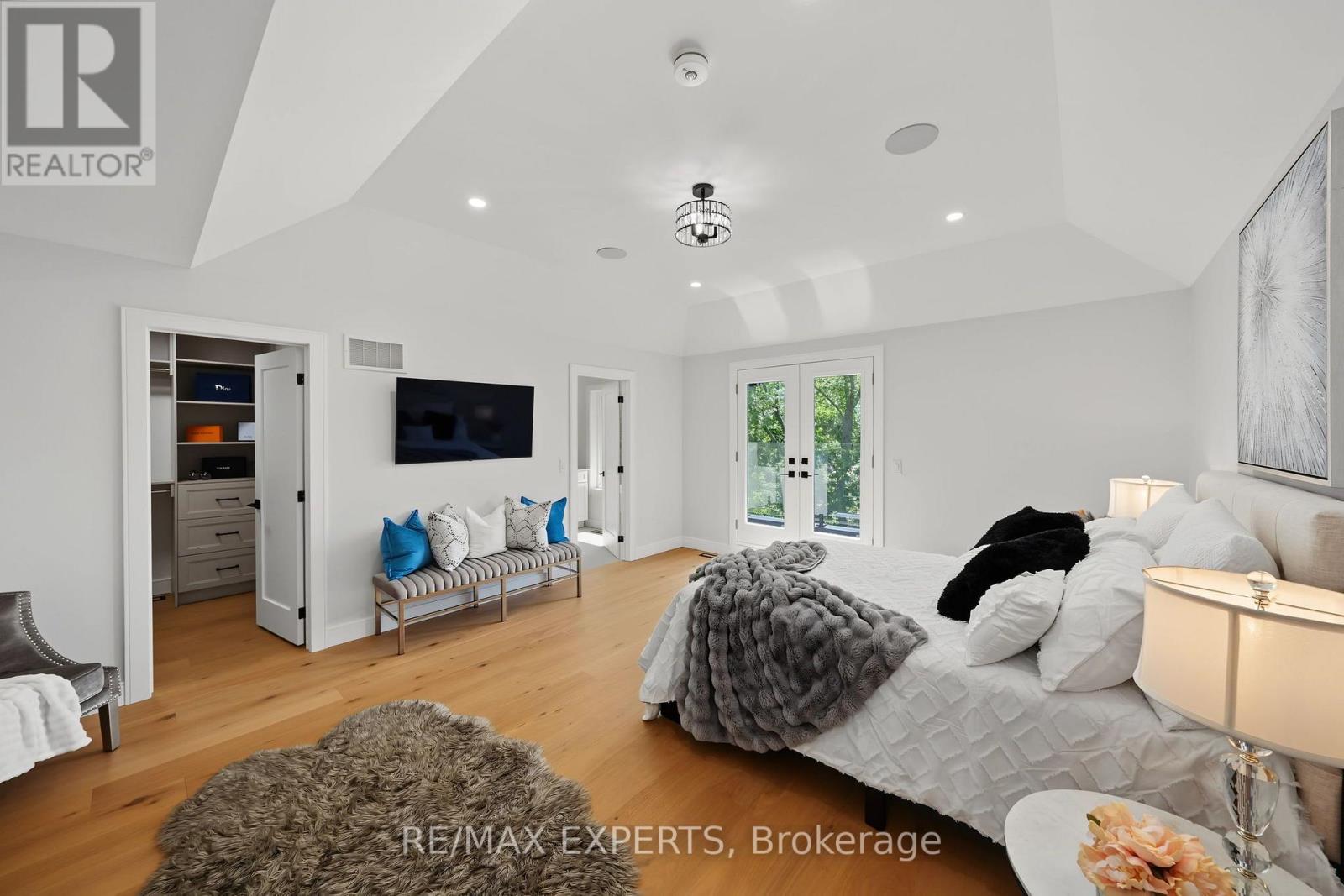Main - 1062 Alexandra Avenue, Mississauga, Ontario  L5E 1Z8 - Photo 21 - W13686160
