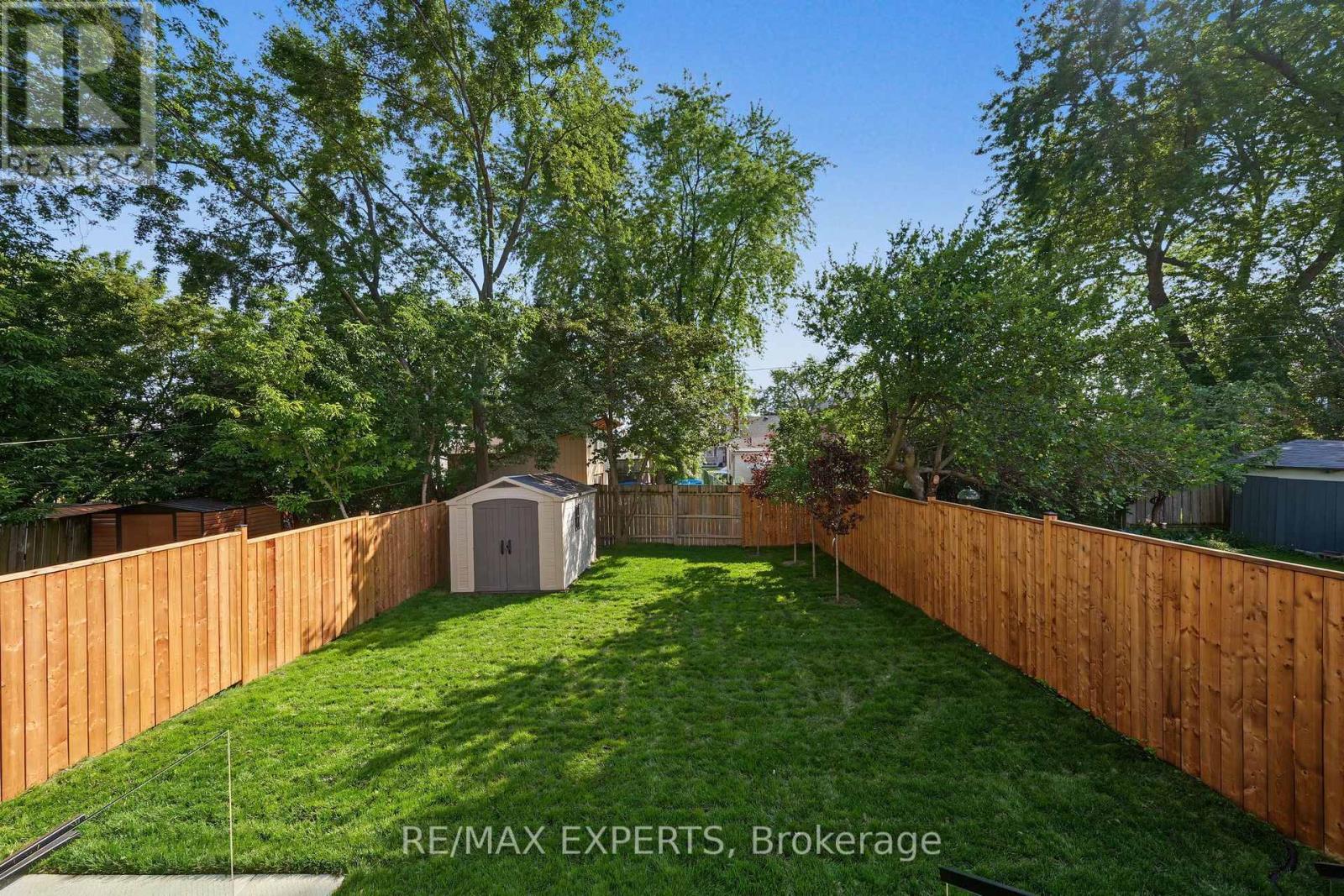 Main - 1062 Alexandra Avenue, Mississauga, Ontario  L5E 1Z8 - Photo 38 - W13686160
