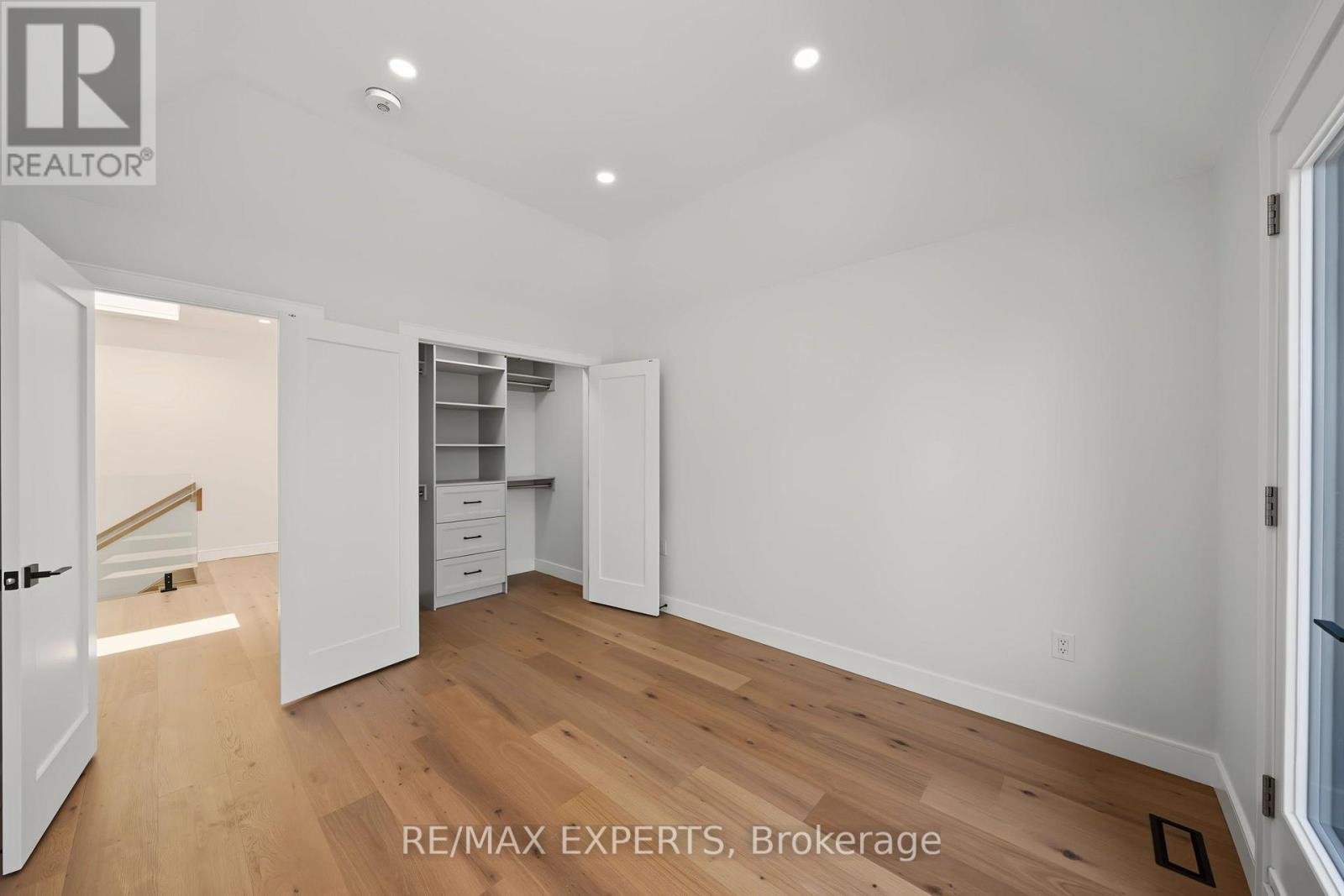 1062 Alexandra Avenue, Mississauga, Ontario  L5E 1Z8 - Photo 33 - W13686170