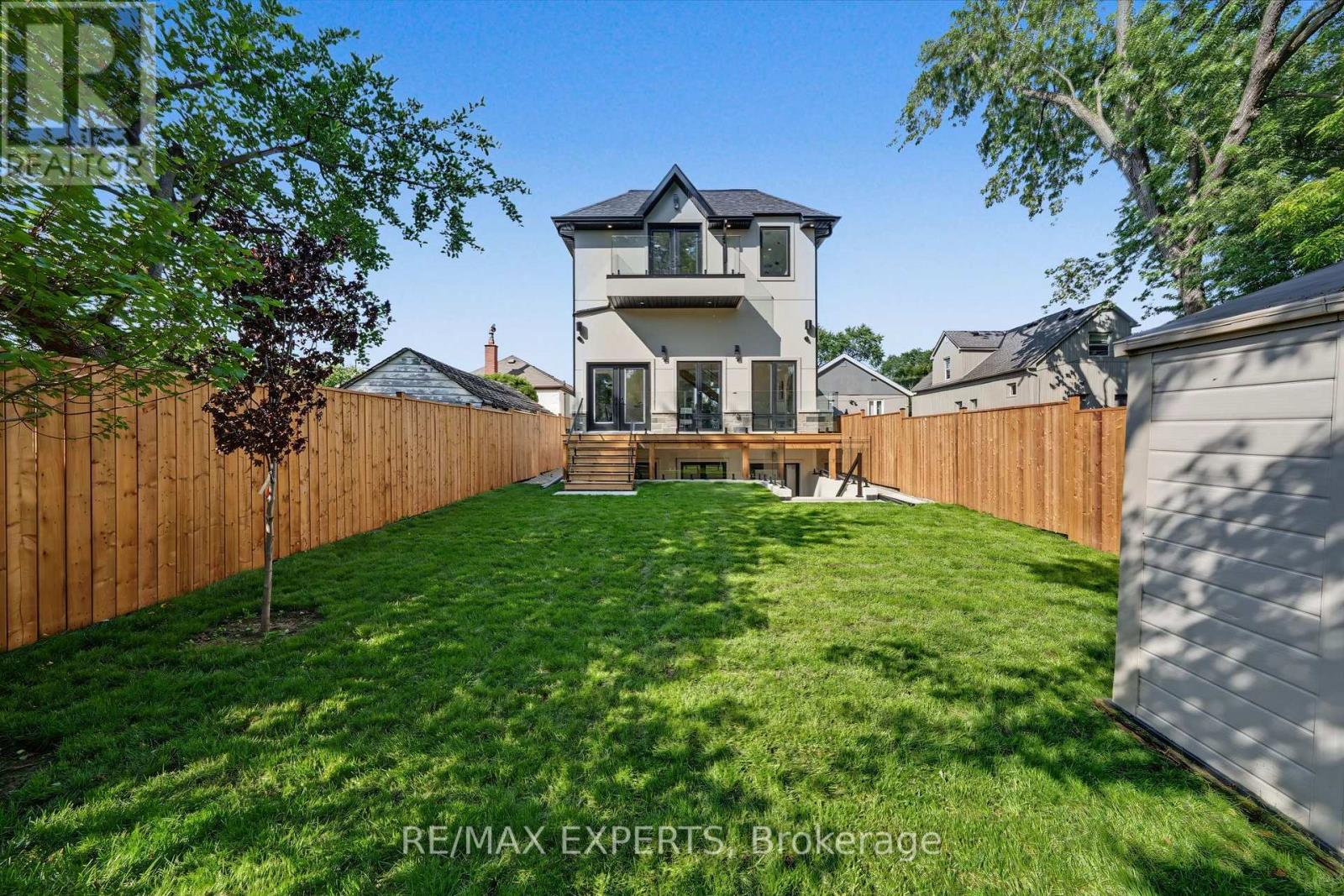 1062 Alexandra Avenue, Mississauga, Ontario  L5E 1Z8 - Photo 45 - W13686170