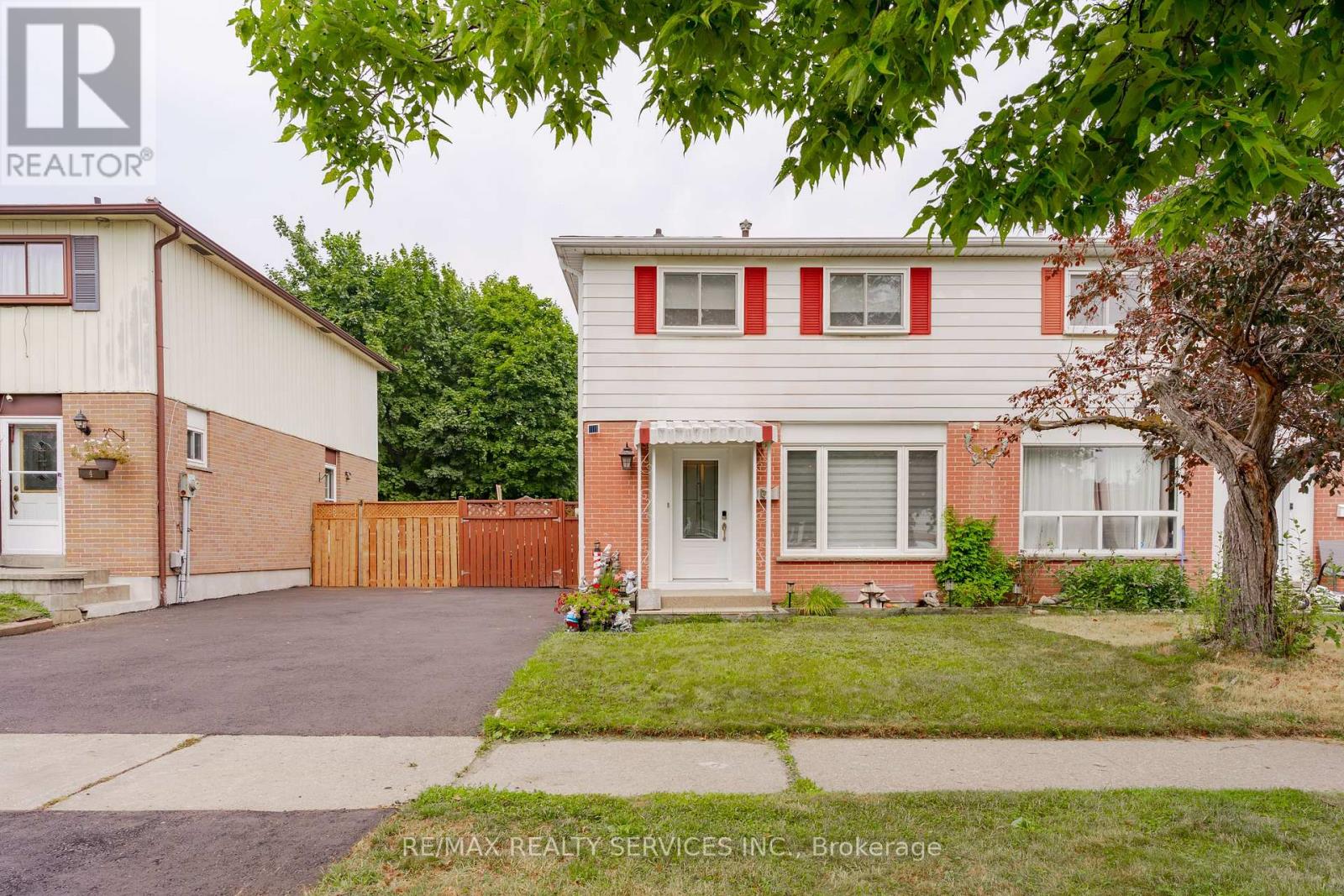 6 LAUDERDALE ROAD, Brampton, Ontario