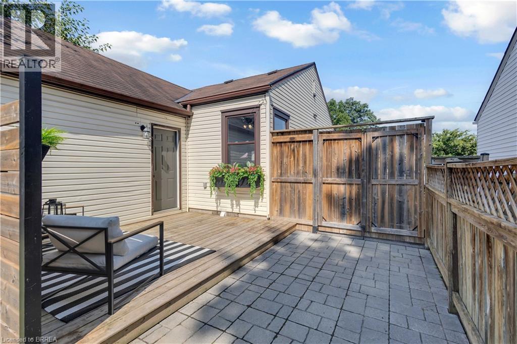 74 Eighth Avenue, Brantford, Ontario  N3S 1C5 - Photo 26 - 40851317