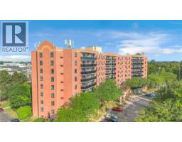 9 BONHEUR Court Unit# 815, Brantford, Ontario