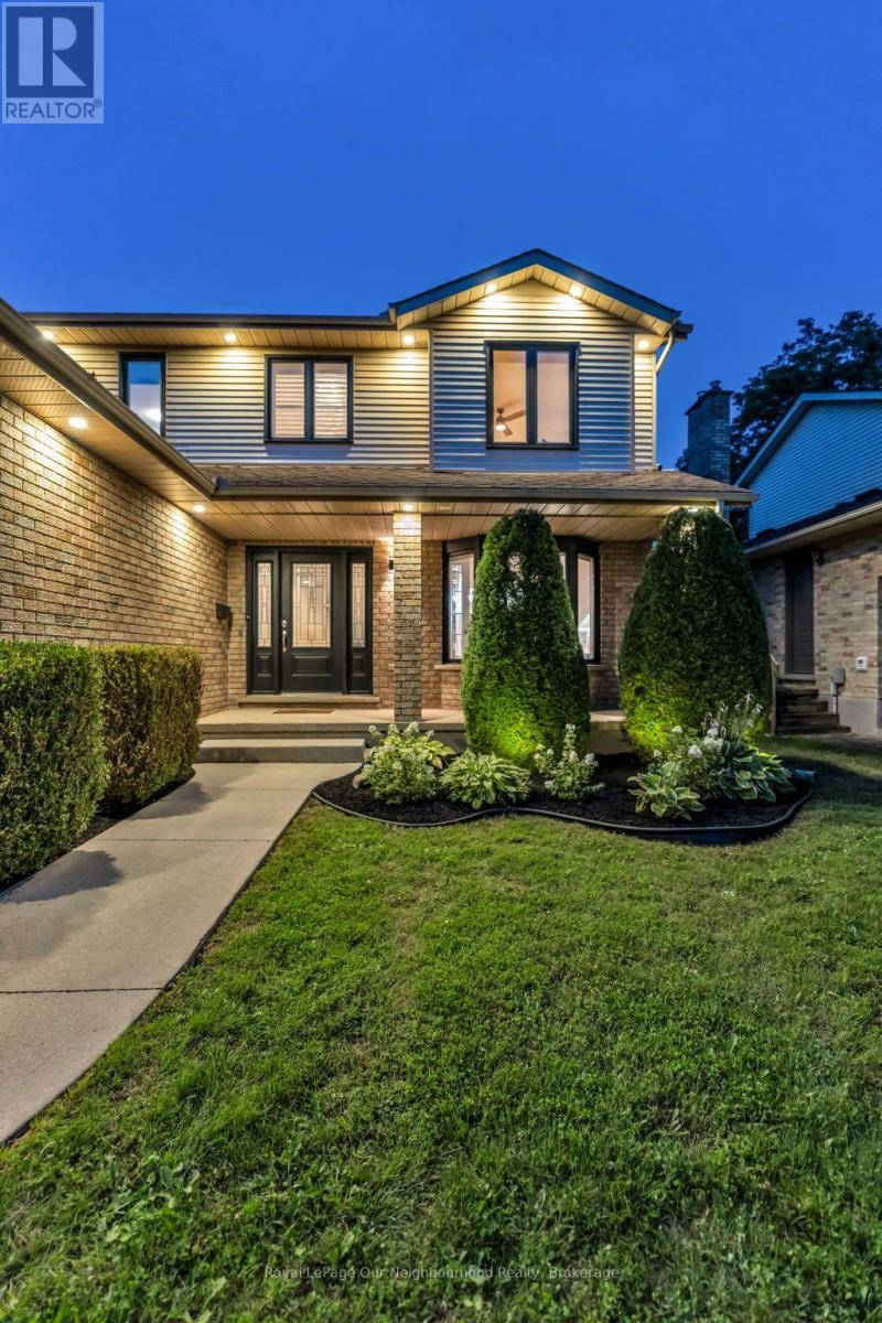 135 Kanata Crescent, London South, Ontario  N6J 4S1 - Photo 3 - X13686192