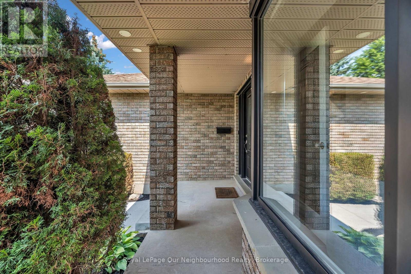 135 Kanata Crescent, London South, Ontario  N6J 4S1 - Photo 44 - X13686192