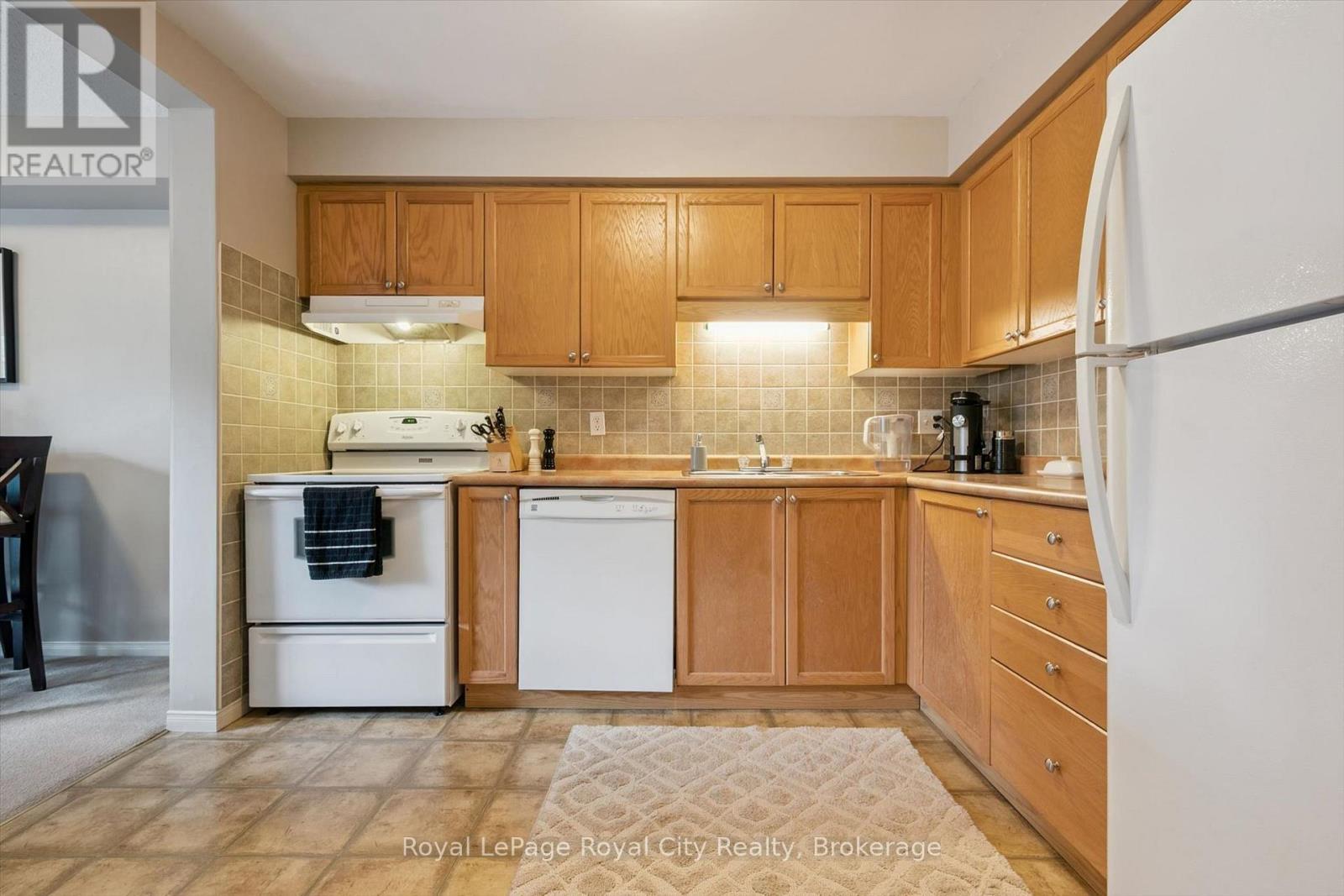 41 - 151 Clairfields Drive E, Guelph, Ontario  N1L 1P5 - Photo 10 - X13679458
