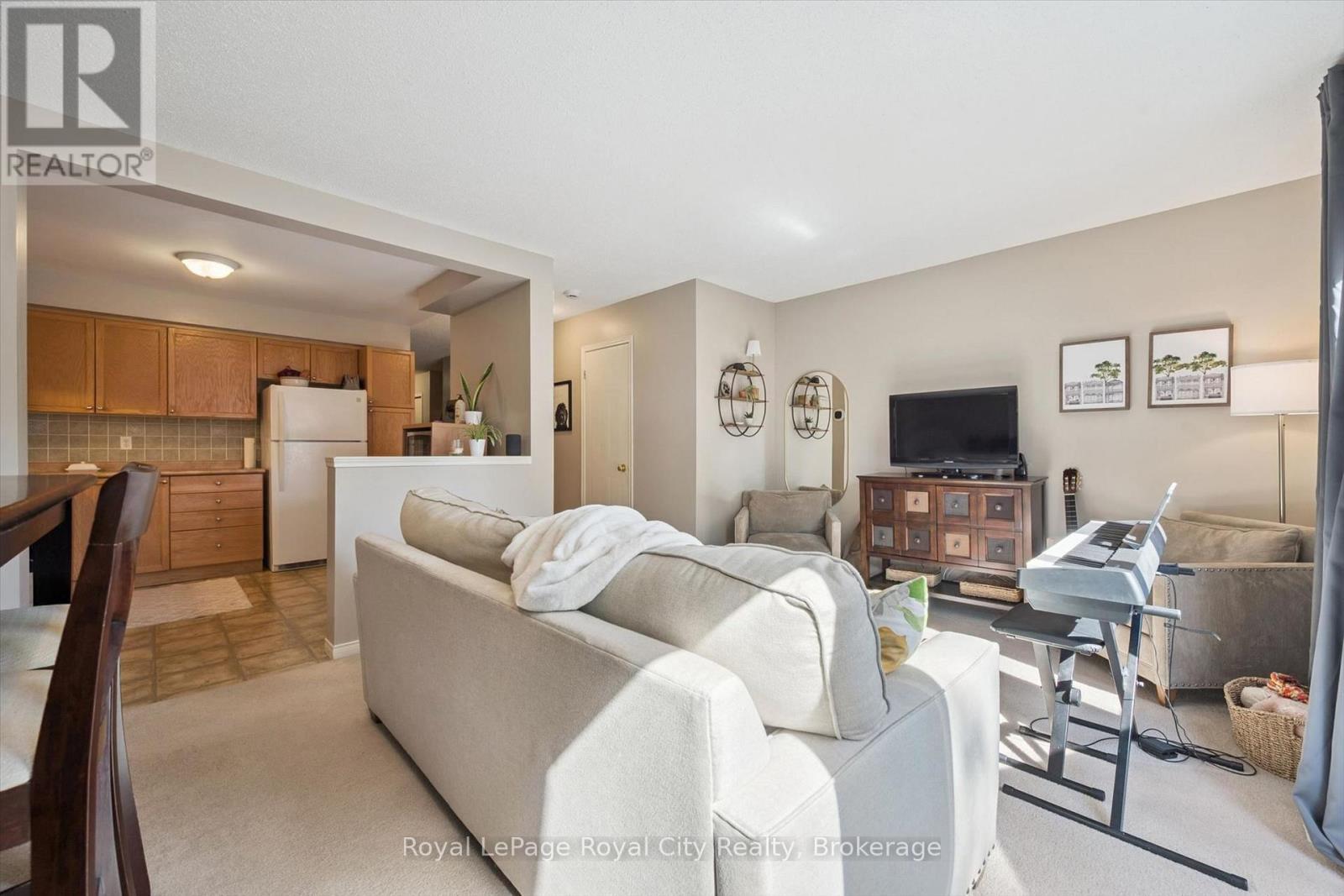 41 - 151 Clairfields Drive E, Guelph, Ontario  N1L 1P5 - Photo 8 - X13679458