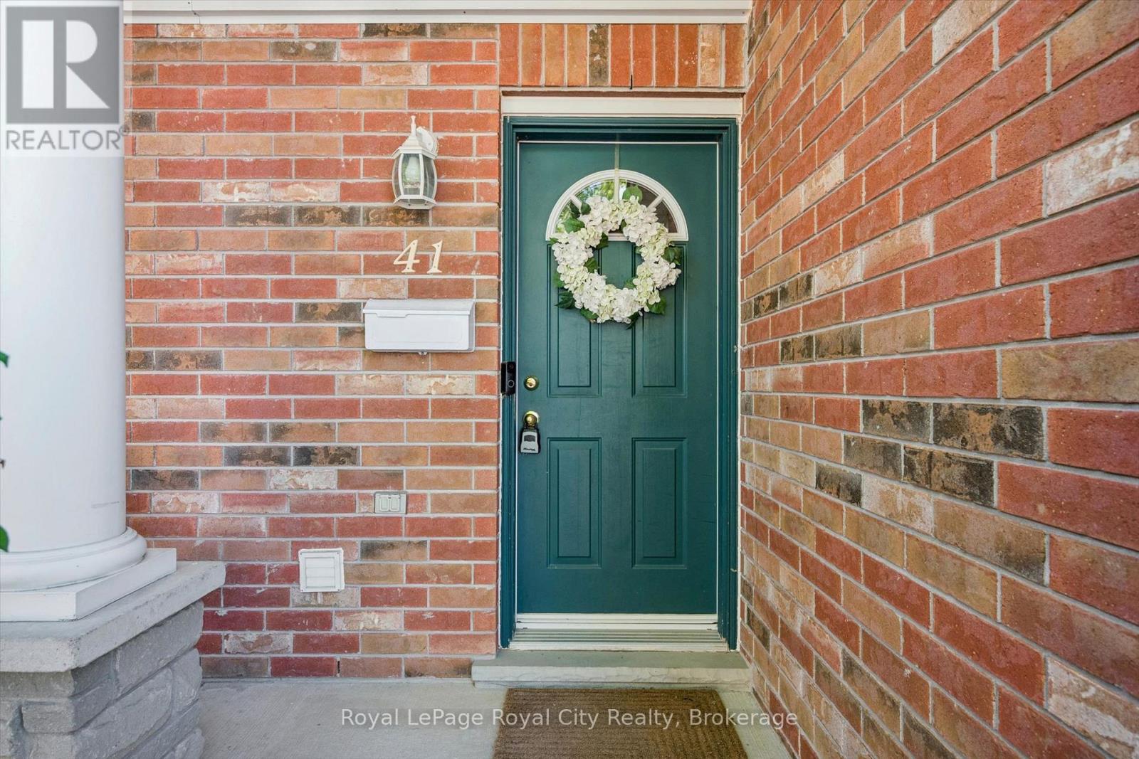 41 - 151 Clairfields Drive E, Guelph, Ontario  N1L 1P5 - Photo 2 - X13679458