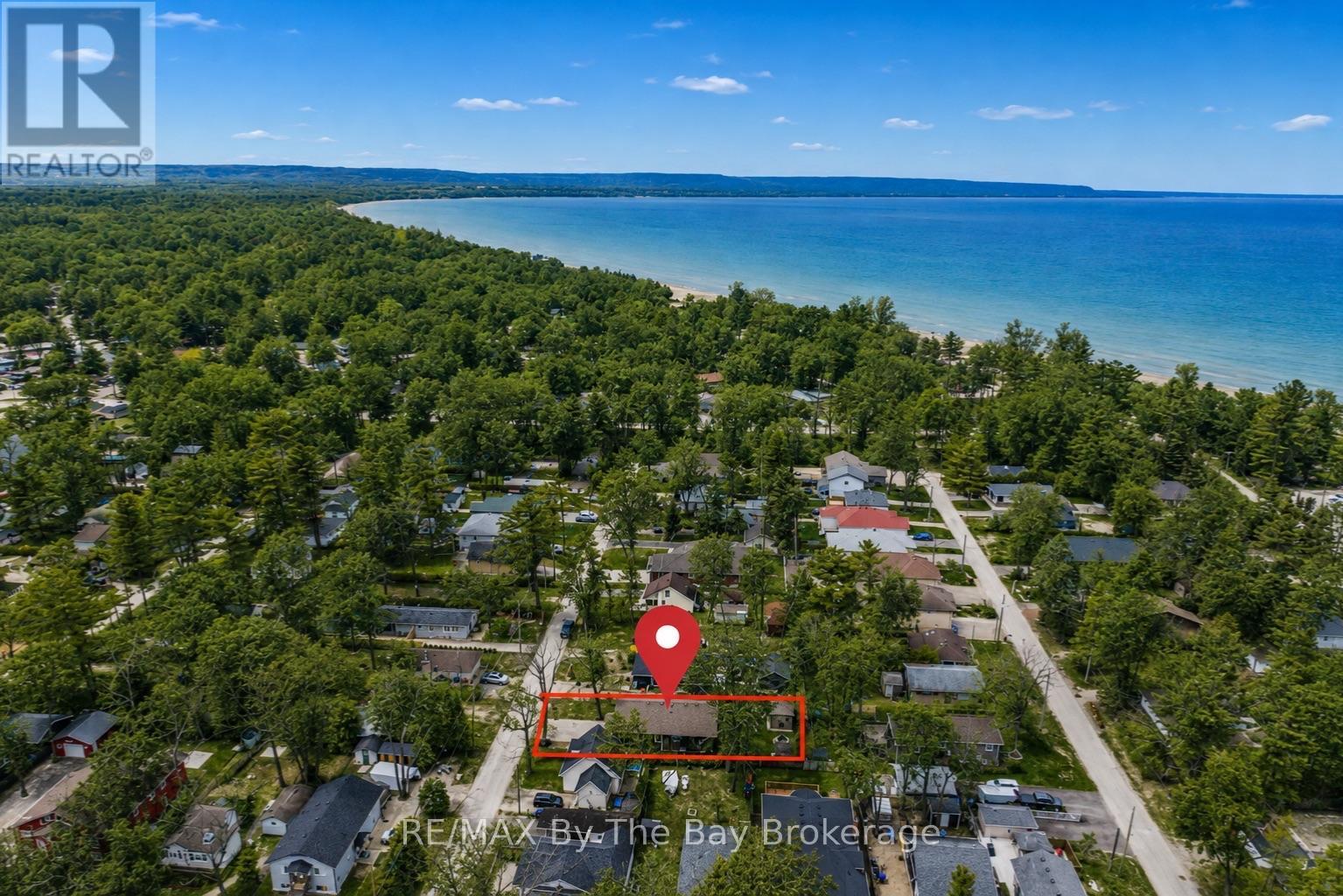 12 5th Lane, Wasaga Beach, Ontario  L9Z 2E9 - Photo 2 - S13668304