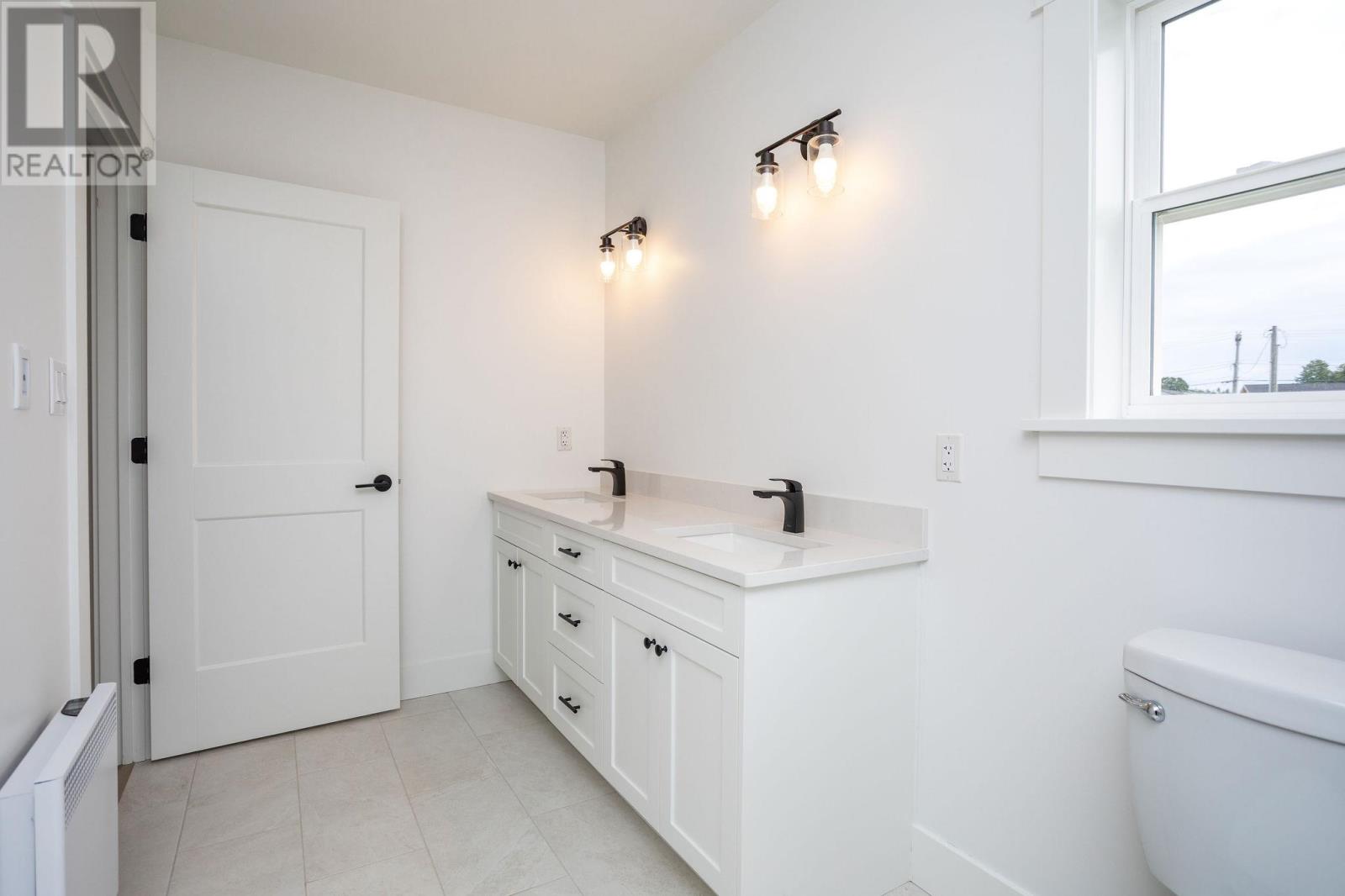 22 Shirley Street, Charlottetown, Prince Edward Island  C1C 0X8 - Photo 35 - 202620859
