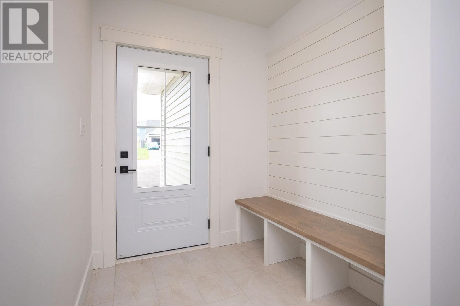 22 Shirley Street, Charlottetown, Prince Edward Island  C1C 0X8 - Photo 4 - 202620859