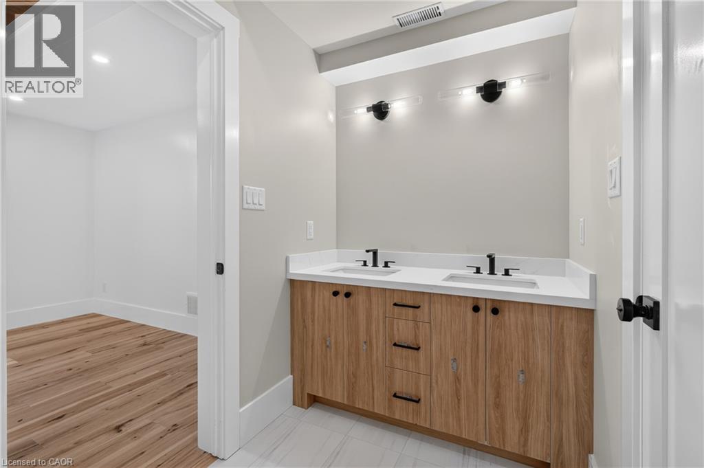 1641 Brackenrig Road, Port Carling, Ontario  P0B 1J0 - Photo 31 - 40854734