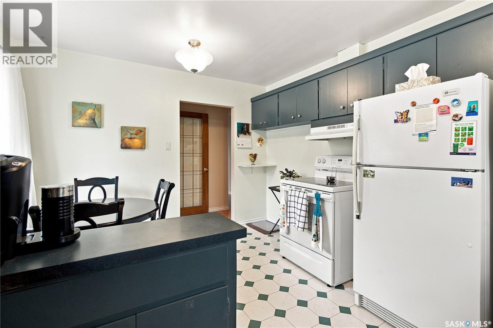 448 Robinson Street, Regina, Saskatchewan  S4R 3R4 - Photo 14 - SK045882