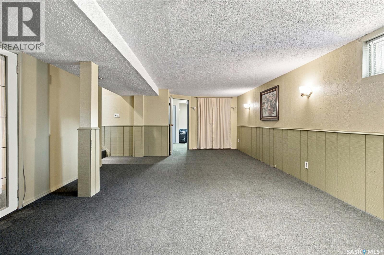 448 Robinson Street, Regina, Saskatchewan  S4R 3R4 - Photo 27 - SK045882