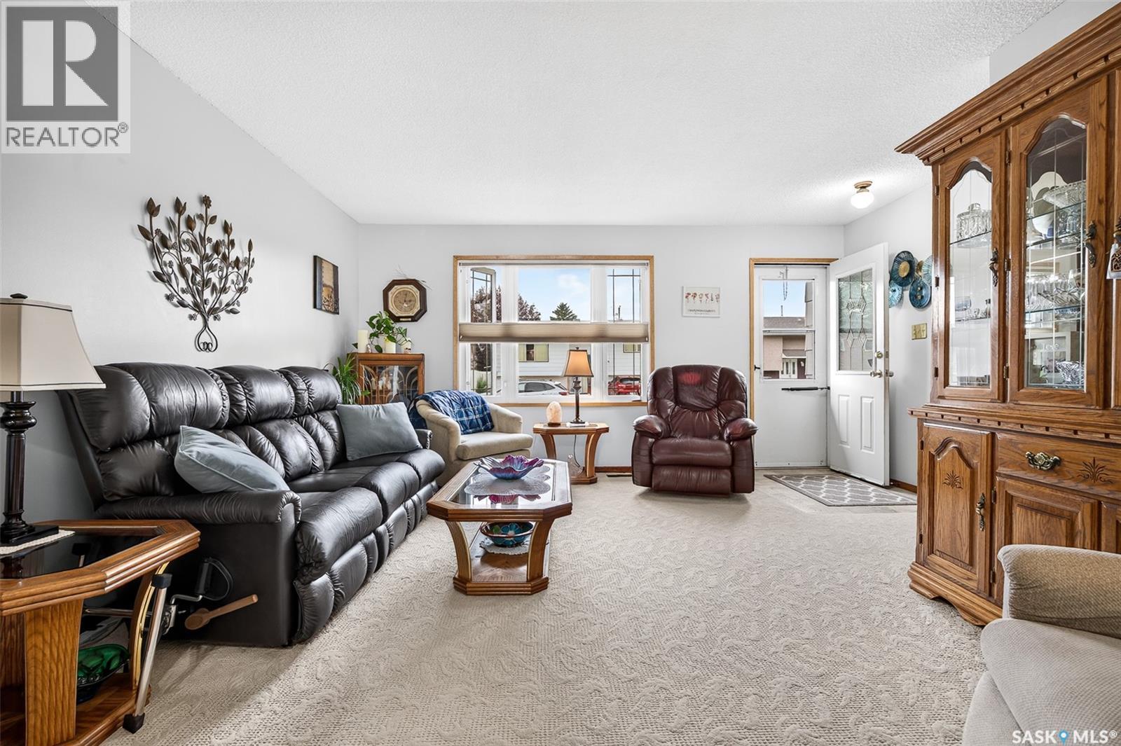 919 Holdsworth Crescent, Moose Jaw, Saskatchewan  S6H 6T8 - Photo 10 - SK045865