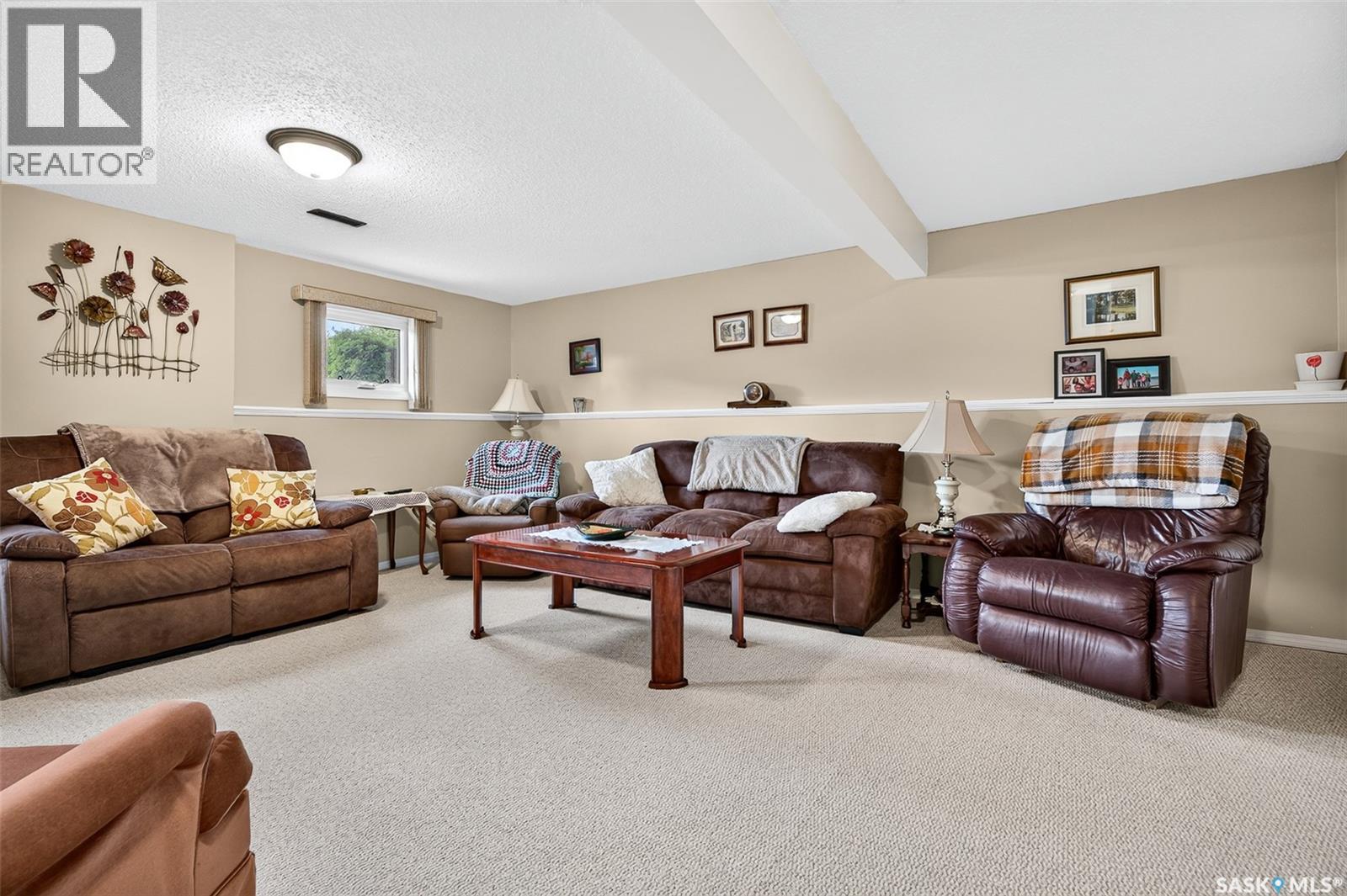 919 Holdsworth Crescent, Moose Jaw, Saskatchewan  S6H 6T8 - Photo 32 - SK045865