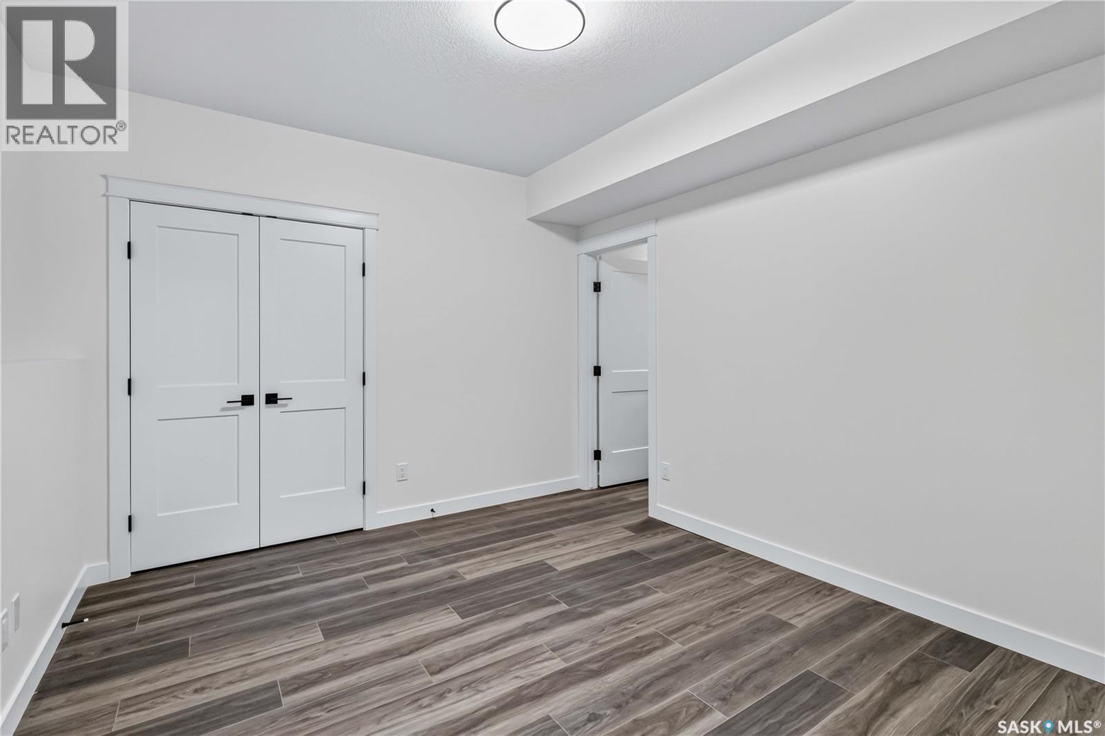 1211 Nightingale Terrace, Saskatoon, Saskatchewan  S7L 7N5 - Photo 31 - SK045292