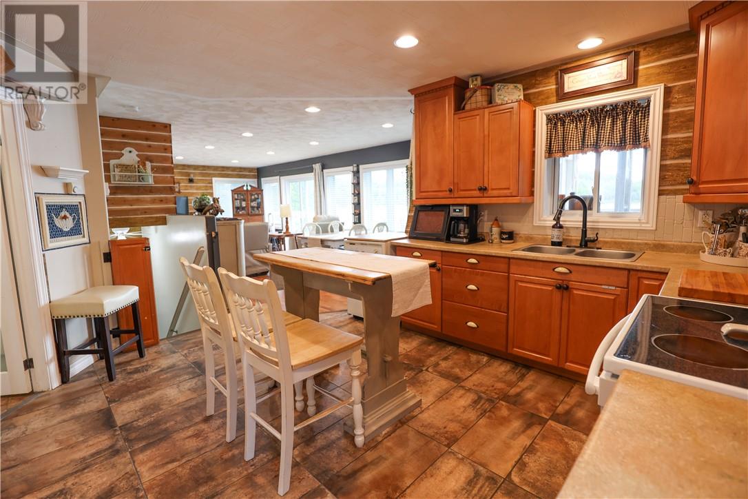 1266 Sandy Lane, Espanola, Ontario  P5E 1T1 - Photo 8 - 2129863