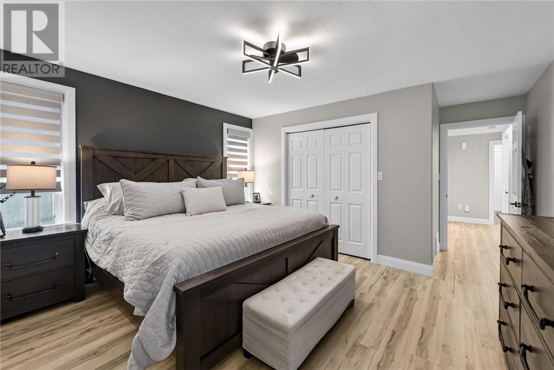 2211 Grenoble, Sudbury, Ontario  P3A 0A9 - Photo 35 - 2129734
