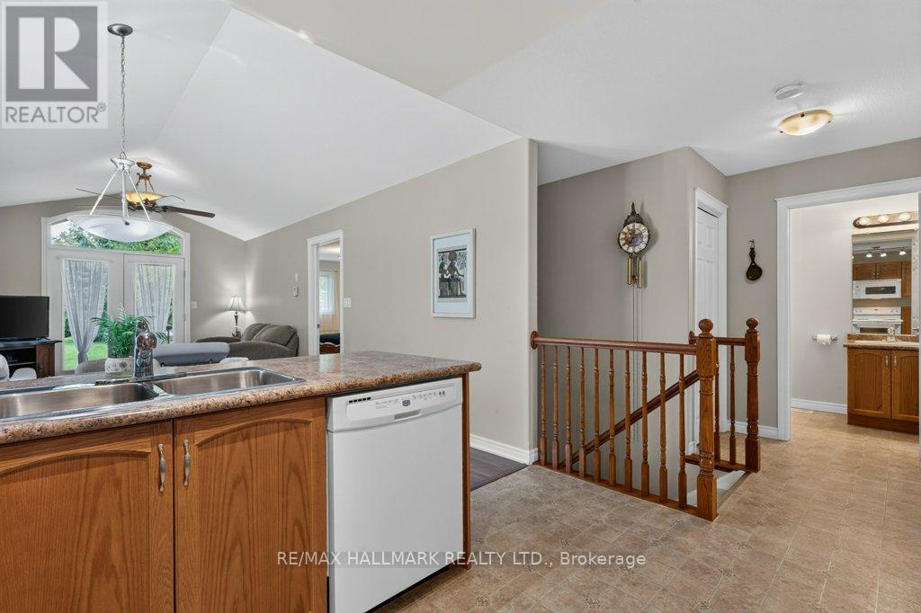 18 - 22 Jenny Crescent, West Lincoln, Ontario  L0R 2A0 - Photo 12 - X13533672