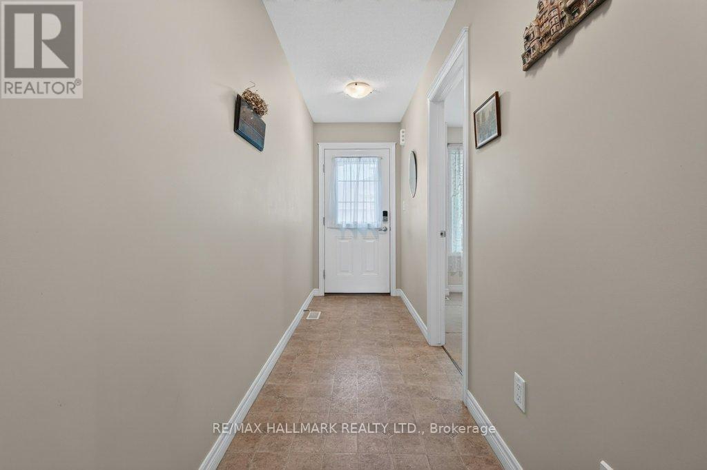 18 - 22 Jenny Crescent, West Lincoln, Ontario  L0R 2A0 - Photo 6 - X13533672