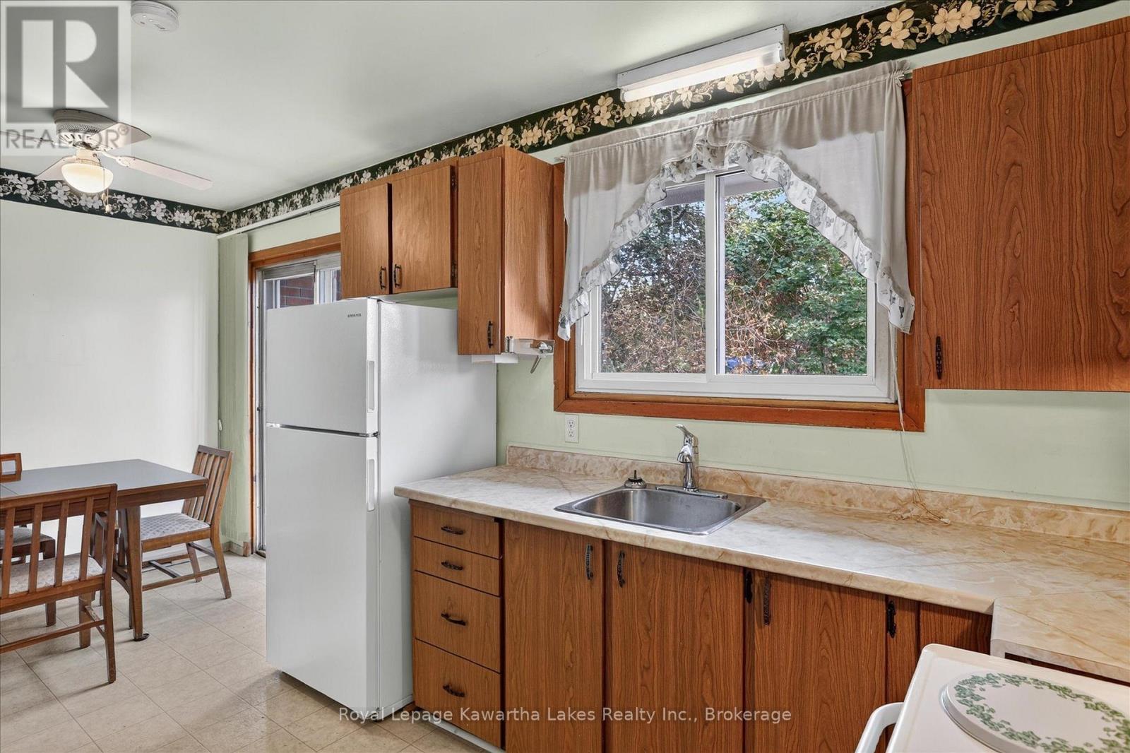 78 Durham Street W, Kawartha Lakes, Ontario  K9V 2P9 - Photo 15 - X13686432