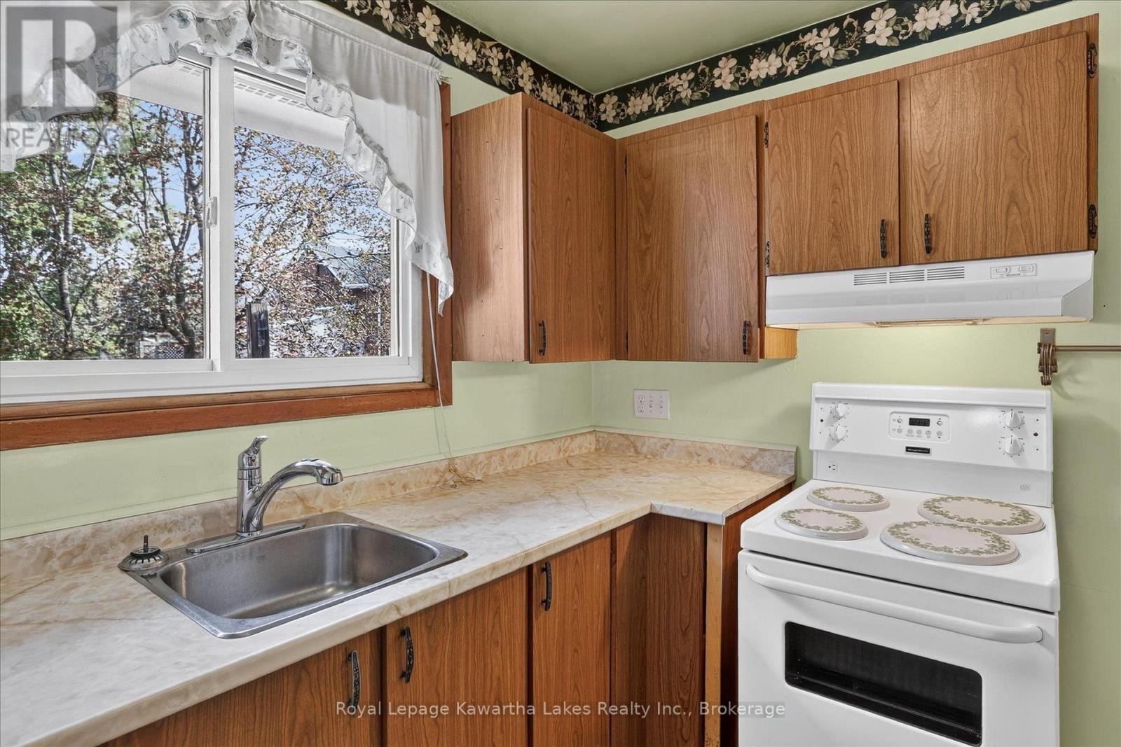 78 Durham Street W, Kawartha Lakes, Ontario  K9V 2P9 - Photo 17 - X13686432