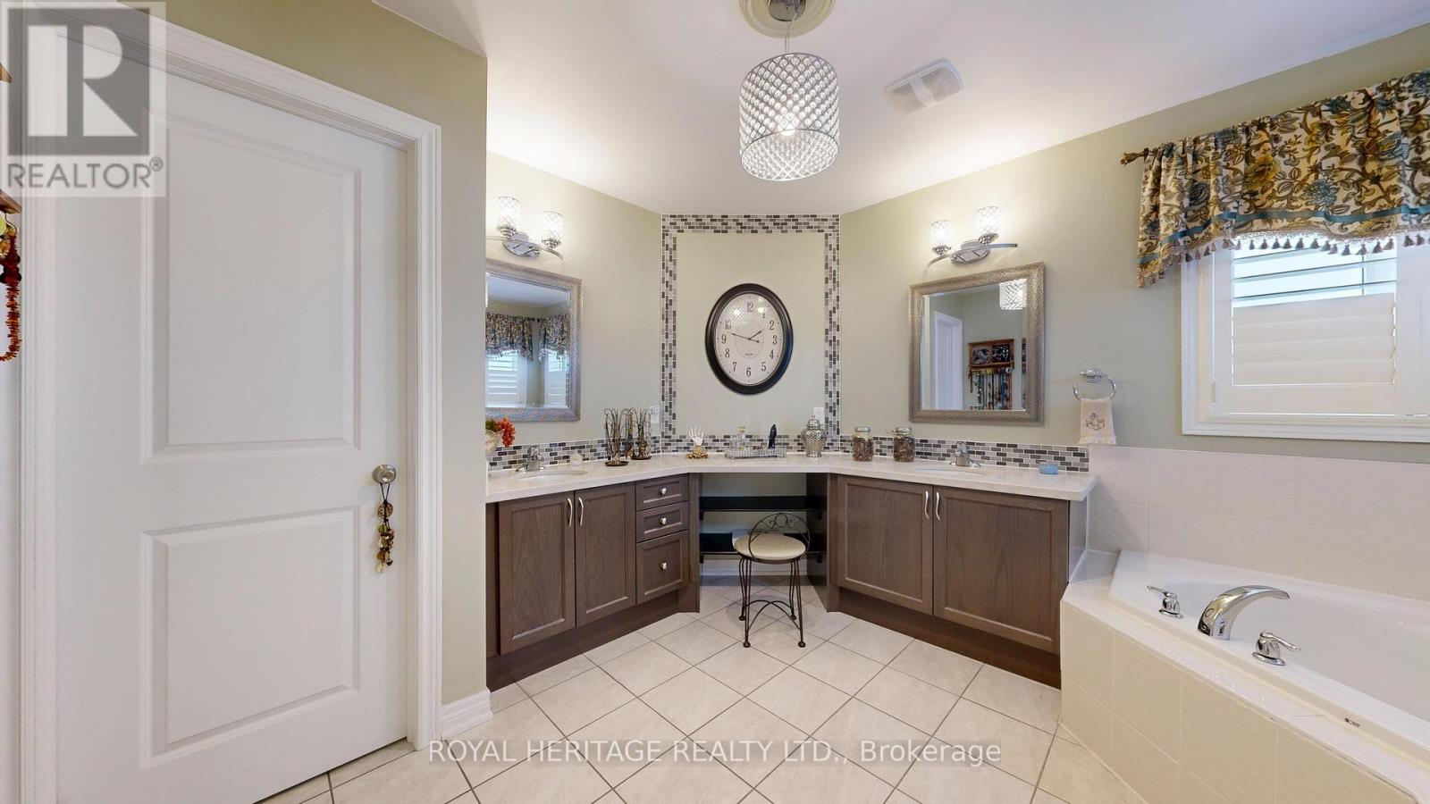 976 Avery Avenue, Peterborough, Ontario  K9J 0G9 - Photo 33 - X13686450