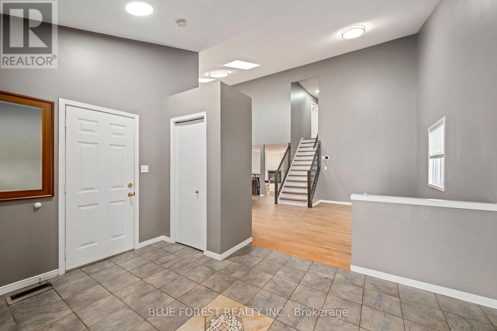 1387 Idylwood Road, London East, Ontario  N5V 3V3 - Photo 4 - X13686256