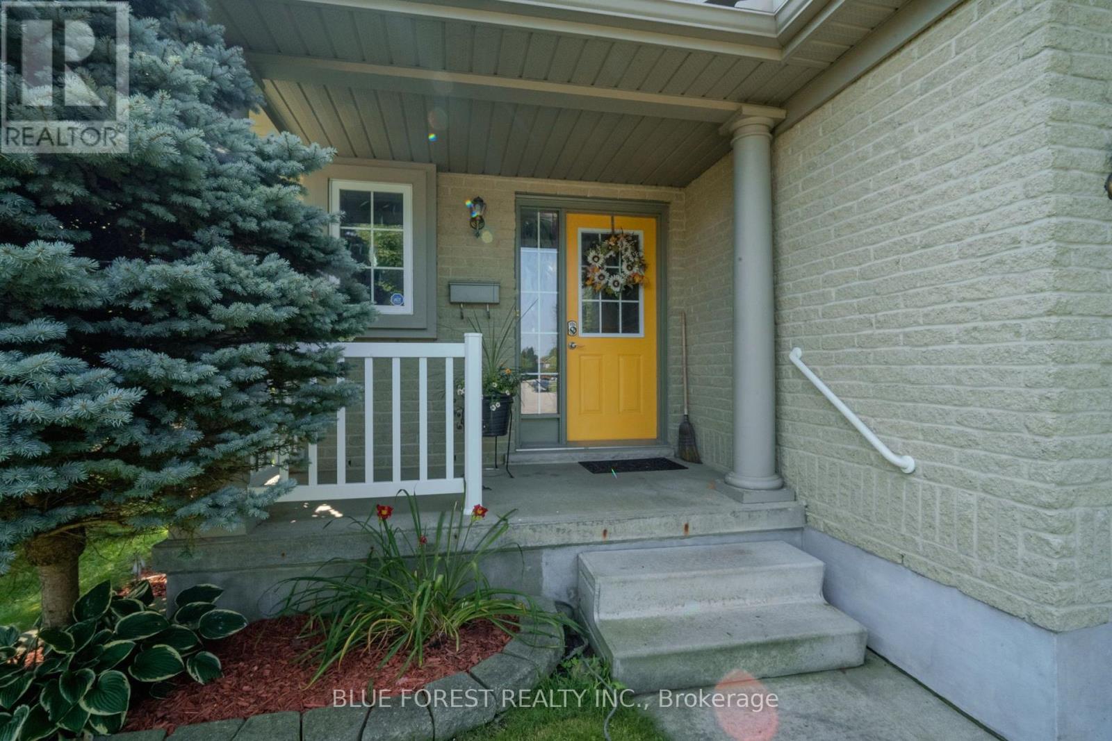 1233 Crosscreek Crescent, London East, Ontario  N5Y 6H6 - Photo 5 - X13686384