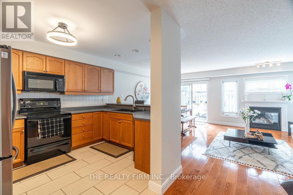 30 - 320 Ambleside Drive, London North, Ontario  N6G 5H9 - Photo 7 - X13686388