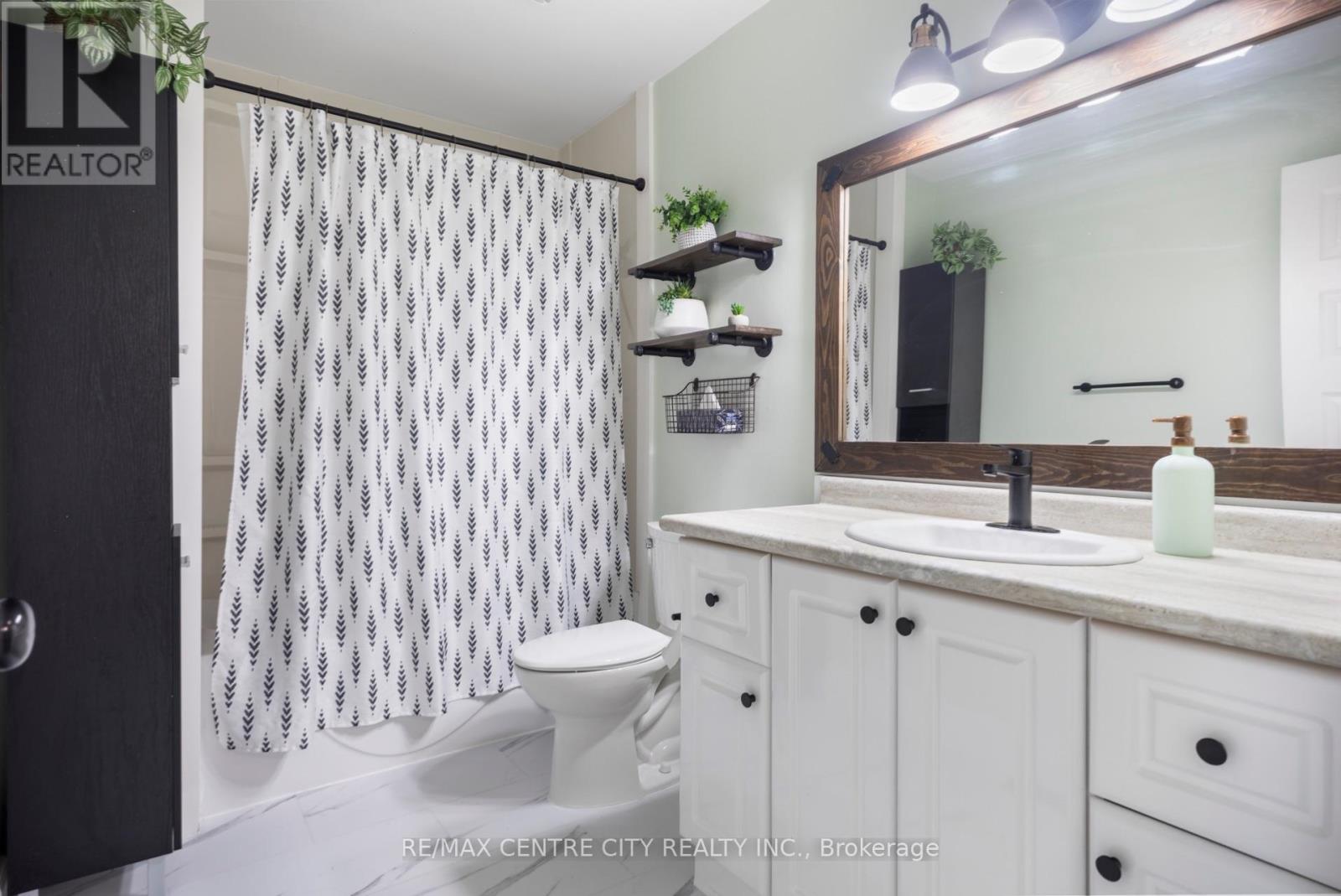 14 Stokes Road, St. Thomas, Ontario  N5R 5V7 - Photo 11 - X13686436