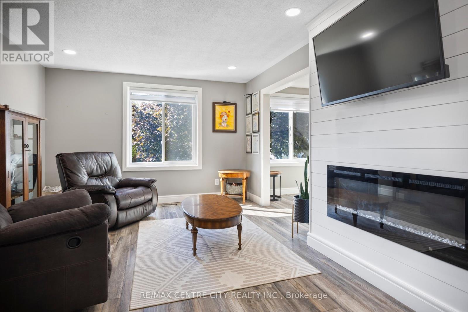 14 Stokes Road, St. Thomas, Ontario  N5R 5V7 - Photo 5 - X13686436