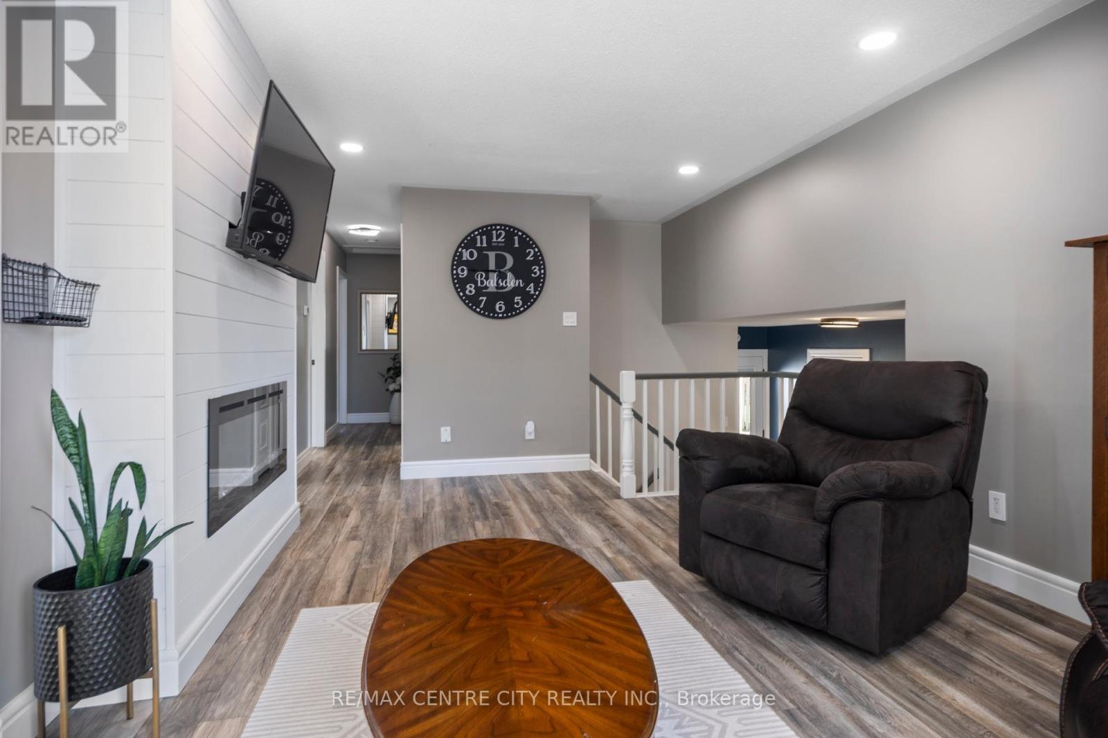 14 Stokes Road, St. Thomas, Ontario  N5R 5V7 - Photo 6 - X13686436