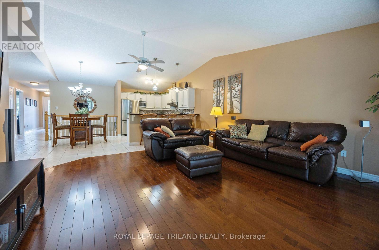 38 - 572 Thistlewood Drive, London North, Ontario  N5X 4N6 - Photo 15 - X13686496
