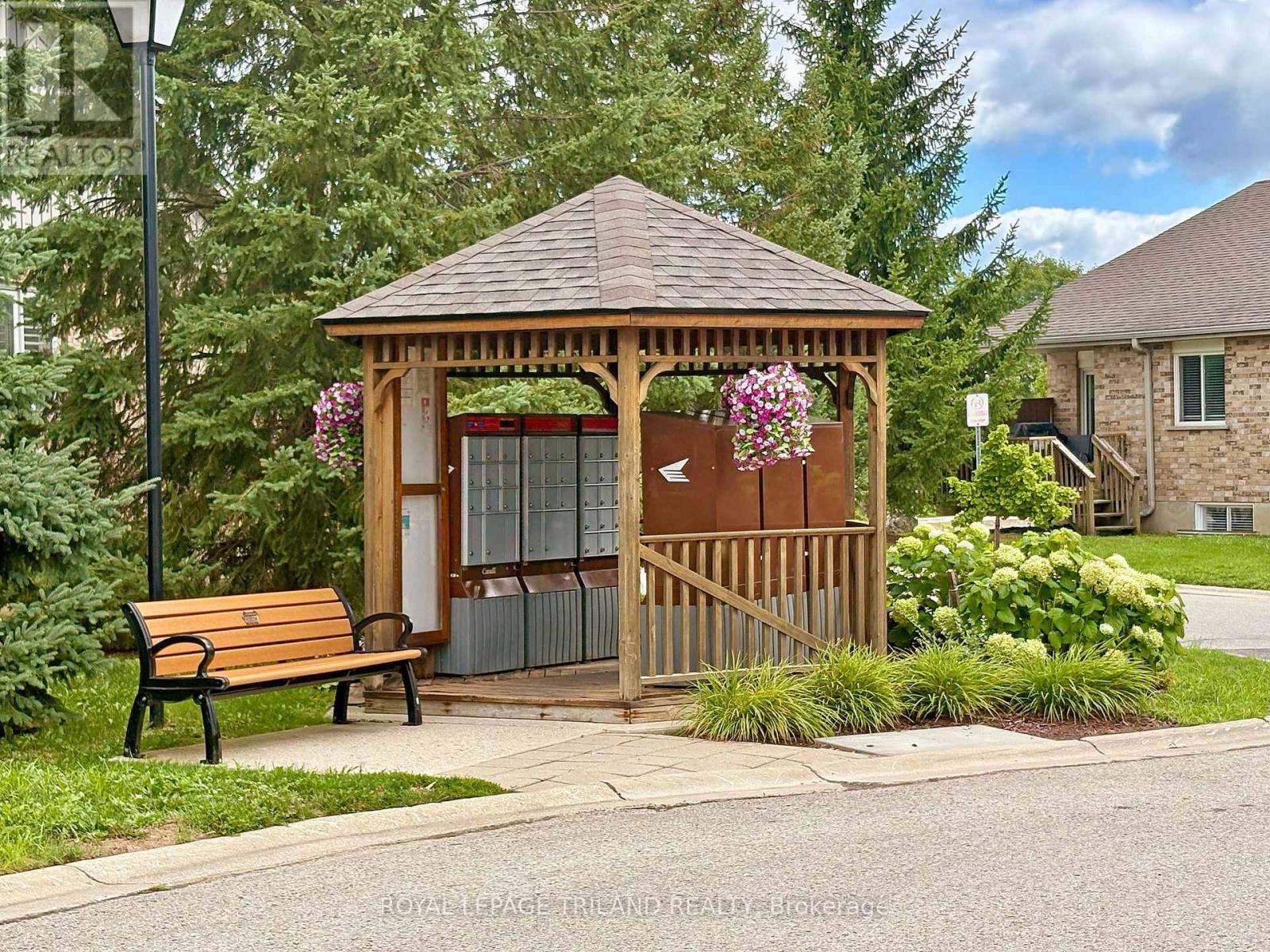 38 - 572 Thistlewood Drive, London North, Ontario  N5X 4N6 - Photo 5 - X13686496