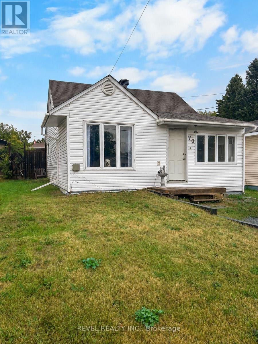 70 HELMER AVENUE, Timmins, Ontario