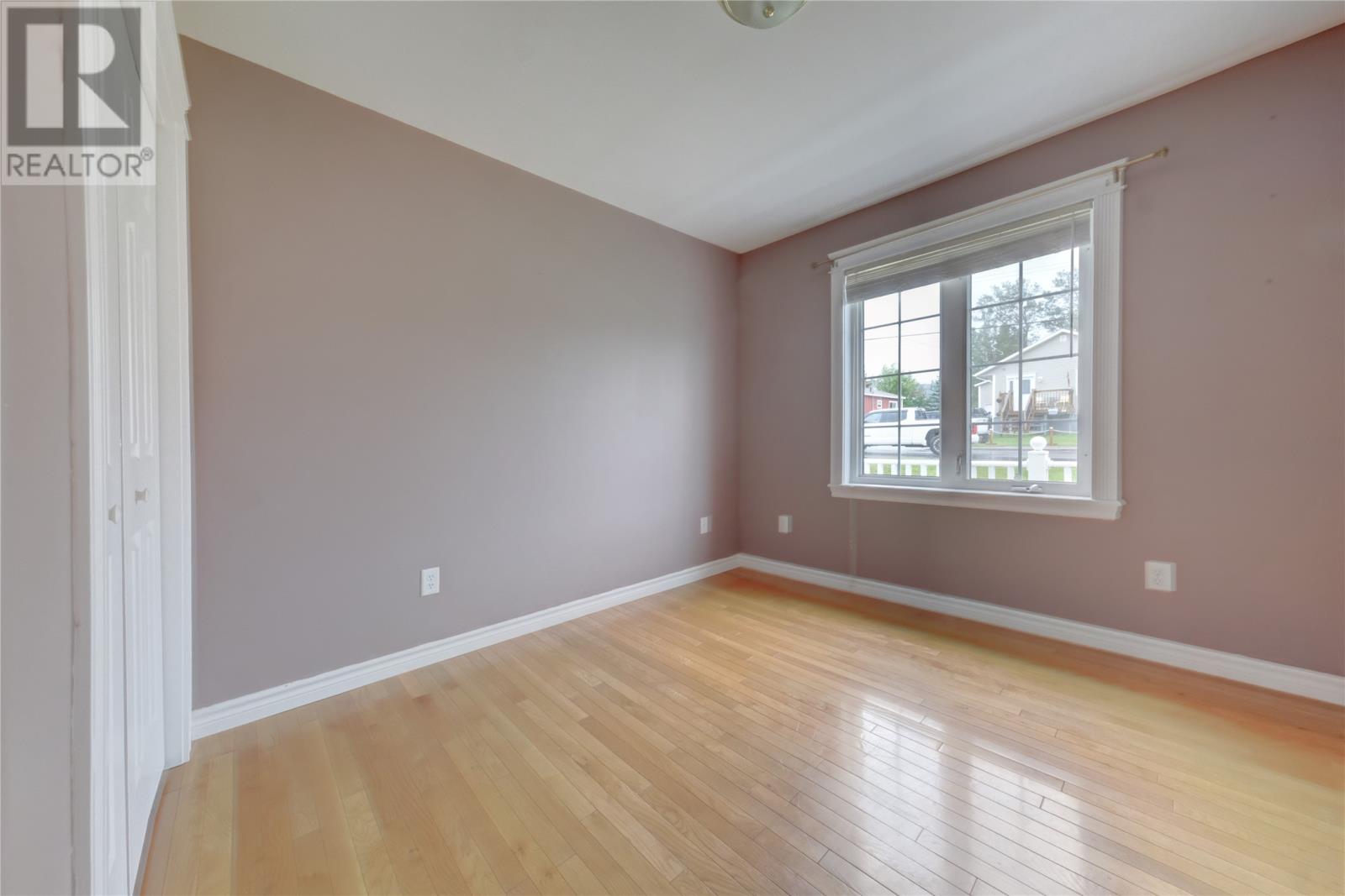 21 St. Marks Avenue, Corner Brook — photo 15